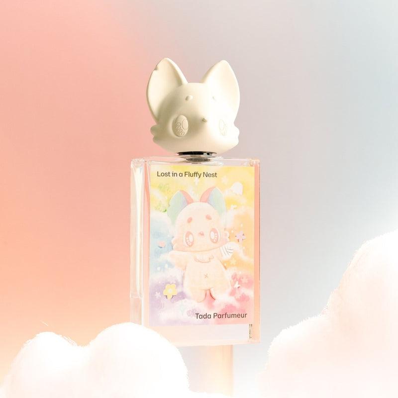 Parfum Tada Parfumeur Lost in a Fluffy Nest, flacon élégant avec design doux et enveloppant, évoquant un nid moelleux et parfumé.